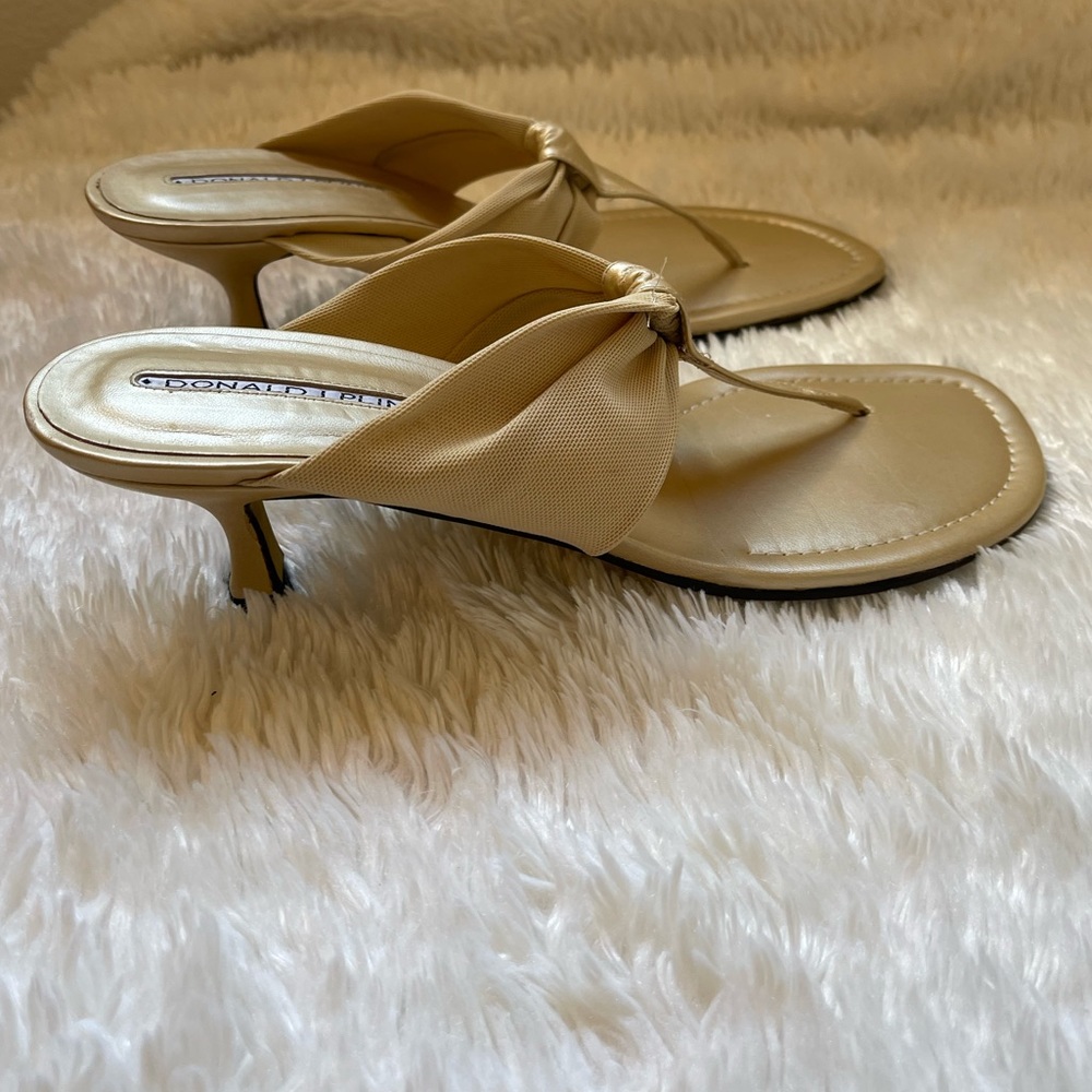 Donald J Pliner Heels Sz 8.5